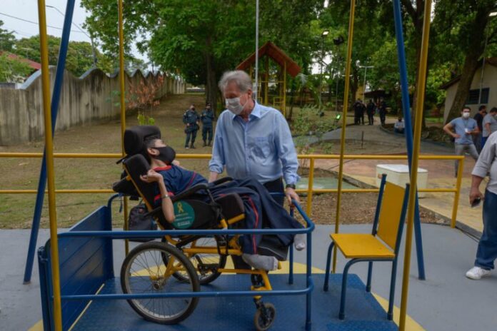 Manaus ganha o primeiro playground adaptado para cadeirantes, no Parque Cidade da Criança. A iniciativa da Semed foi destaque CMM.