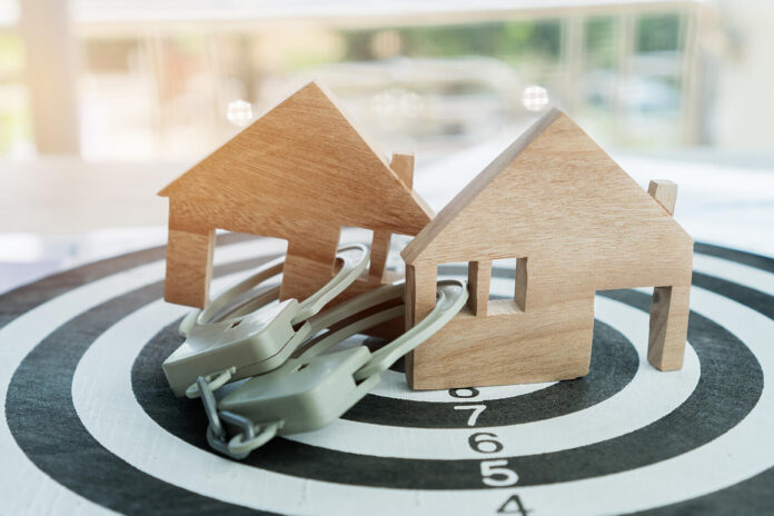 Operação da Polícia Civil prende casal em Manaus por aplicar golpes com falsos consórcios de veículos e imóveis. Entenda como o esquema dos falsos consórcios funcionava.