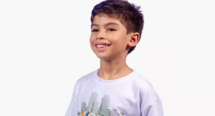 Menino de 6 anos morre após erro na aplicação de medicamento no Hospital Santa Júlia, em Manaus. Família denuncia caso e pede justiça.