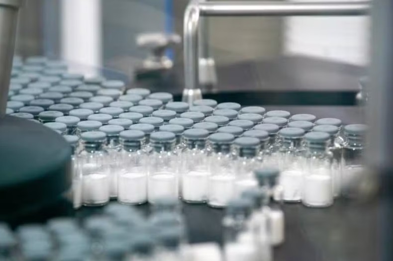 Anvisa autoriza a vacina Butantan-DV contra a dengue para pessoas de 12 a 59 anos. Imunizante deverá integrar o Programa Nacional de Imunizações.
