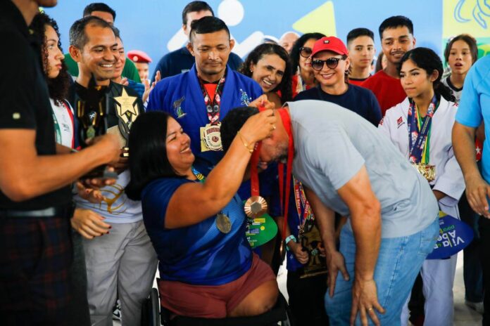 Governo do Amazonas amplia investimentos no esporte, fortalece atletas e transforma espaços públicos em áreas de inclusão e cidadania.