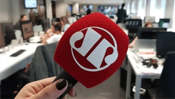 A Jovem Pan condenada pela Justiça deve pagar R$ 1,58 milhão por desinformação nas eleições de 2022. Saiba os detalhes da decisão judicial.