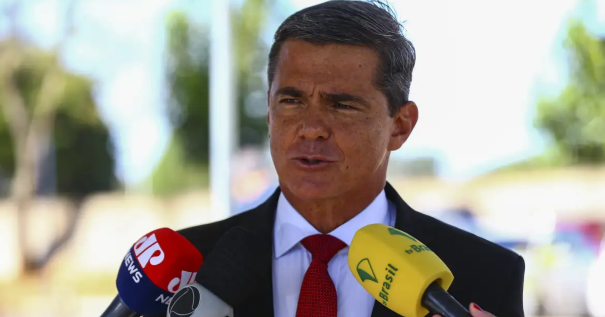 STF condena general Mário Fernandes a 26 anos por planejar mortes de Lula e Moraes. Entenda a sentença do caso Punhal Verde e Amarelo e a decisão unânime da Corte.