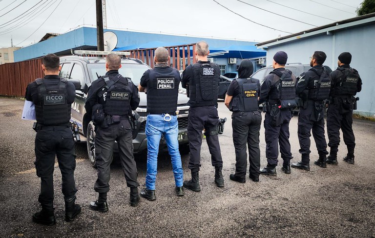 A Operação da PF prendeu mais de 40 suspeitos de integrarem facções criminosas no Amazonas e outros estados. Saiba mais sobre a ação contra o tráfico.