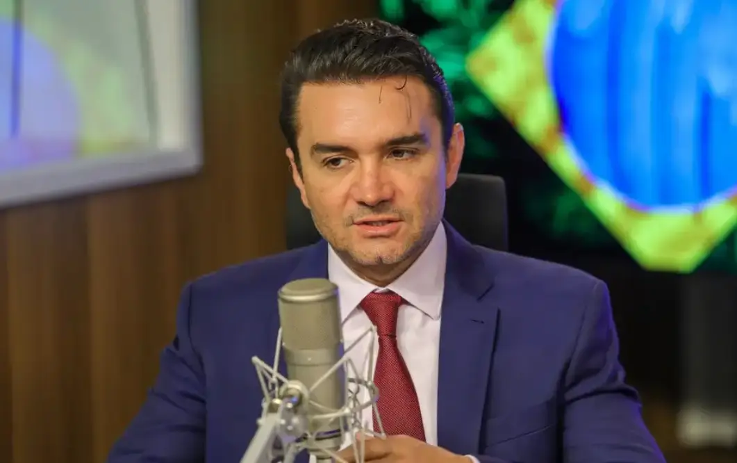 Celso Sabino confirma saída do Ministério do Turismo nesta quarta (17). União Brasil pediu a pasta. Ministro foca agora no Senado.