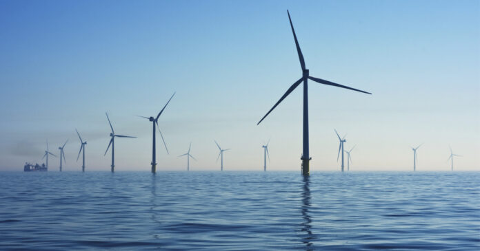 Energia renovável no oceano avança com novo centro do INPO que desenvolverá tecnologias offshore como ondas, marés, OTEC e hidrogênio verde.