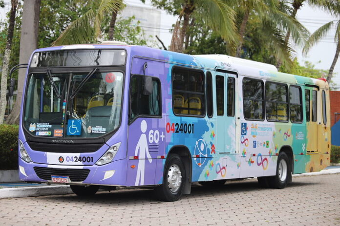 Prefeitura de Manaus inicia programa de transporte inclusivo com motoristas e cobradores, visando atendimento humanizado