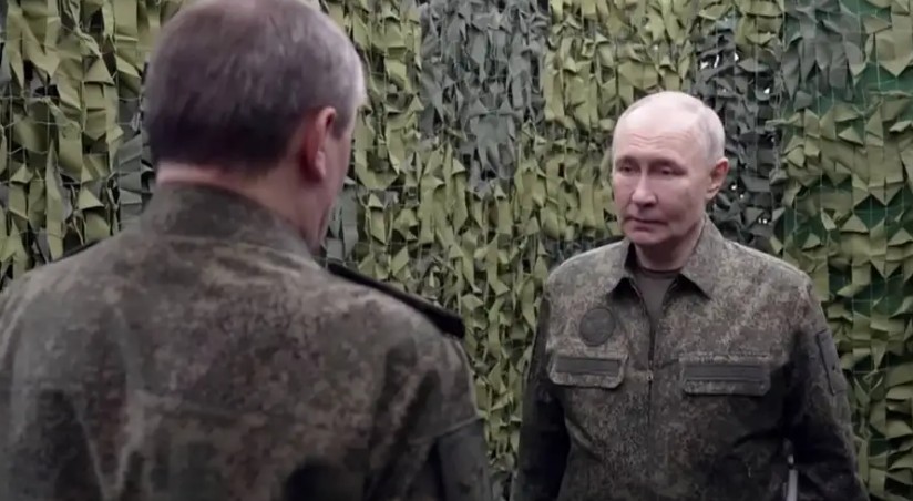 Vladimir Putin declarou em Moscou que a Rússia está “pronta” para um conflito com a Europa.