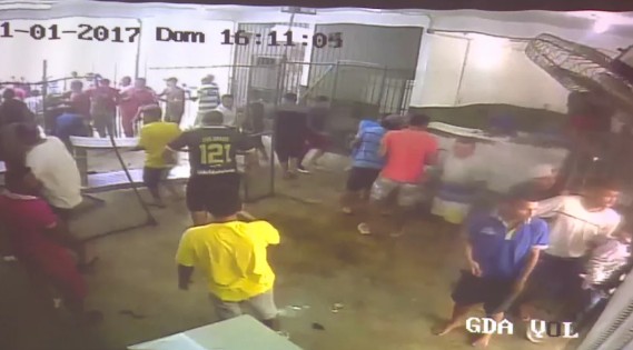 Justiça do Amazonas inicia julgamento dos primeiros acusados do massacre do Compaj, que deixou 56 mortos em 2017.