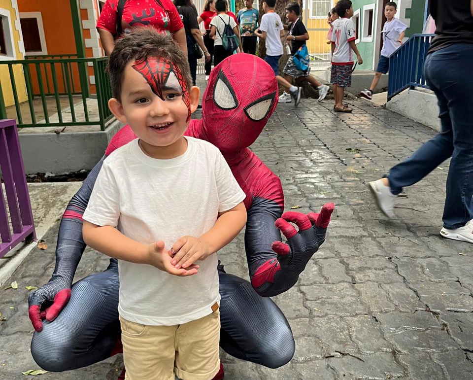 A Colônia de Férias dos Centros de Convivência oferece esporte e lazer gratuitos para crianças e adolescentes em Manaus. Confira a programação completa.