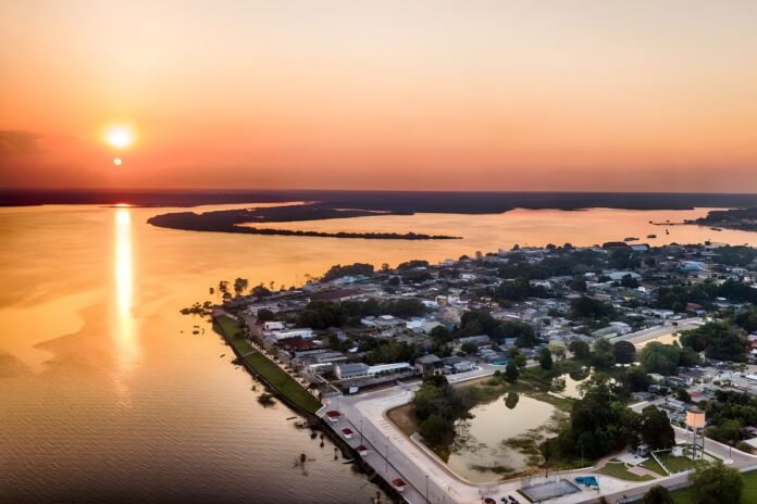 O MPAM recomendou mudanças no edital do PSS em Maués para garantir acesso a recursos e adequar formação escolar. Saiba mais sobre o prazo e as medidas.