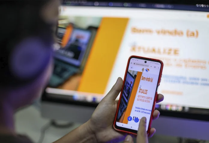 Garanta sua Meia-Passagem 2026 em Manaus. Veja prazos, como consultar o cadastro no Sinetram e a nova emissão online do cartão PassaFácil.