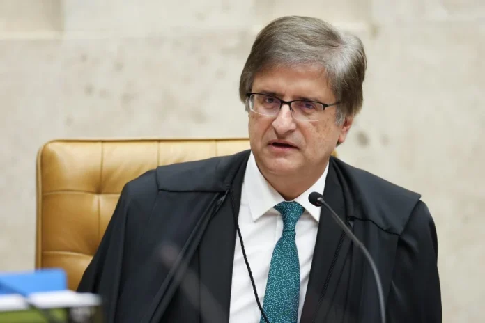 PGR recorre ao STF para impedir devolução de R$ 265 mi a condenado da Lava Jato, contestando decisão de Toffoli e defendendo manutenção do bloqueio.