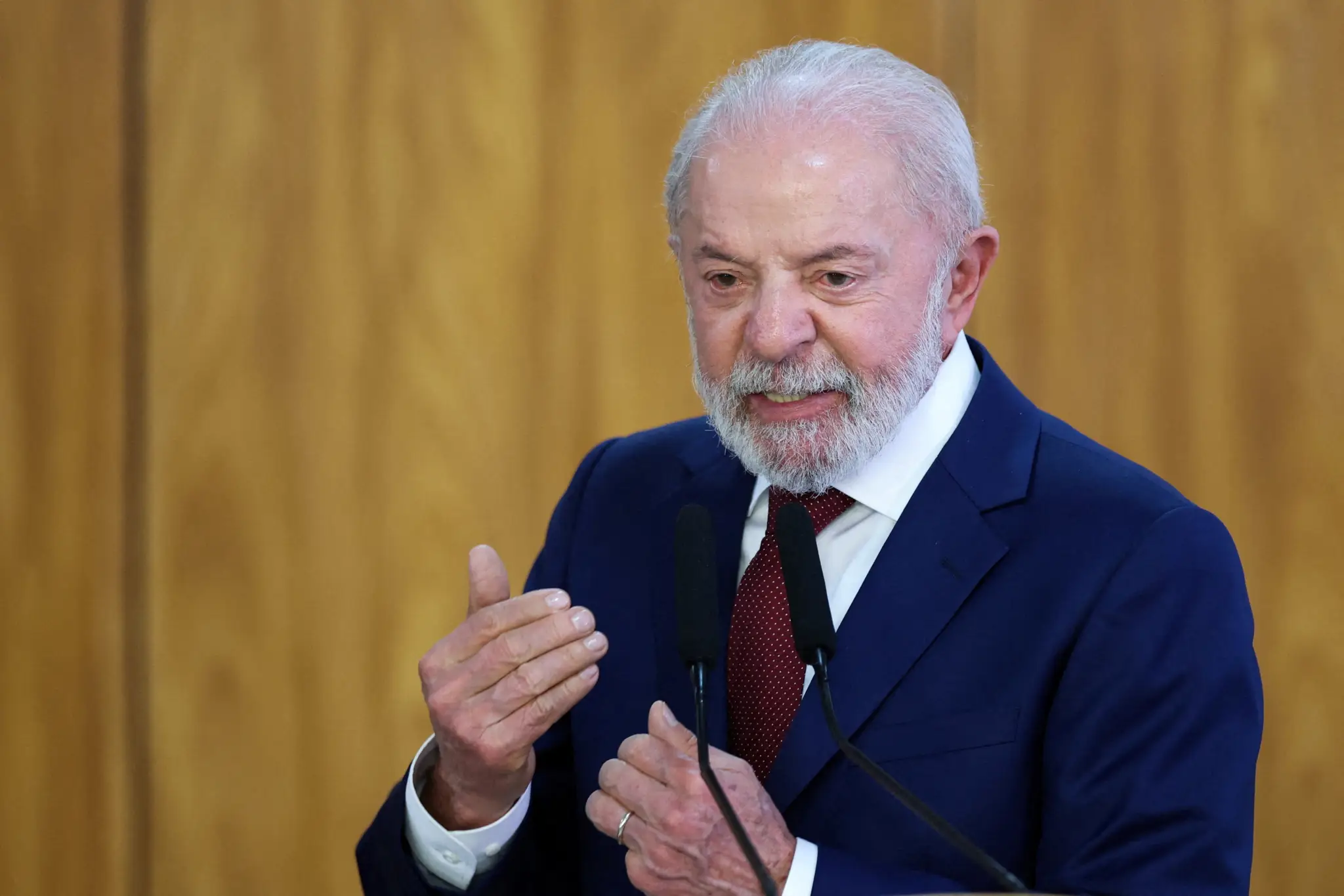 Lula sanciona Orçamento 2026 com R$ 6,5 trilhões e 26 vetos. Saiba o novo valor do salário mínimo, regras para emendas e metas fiscais do governo.