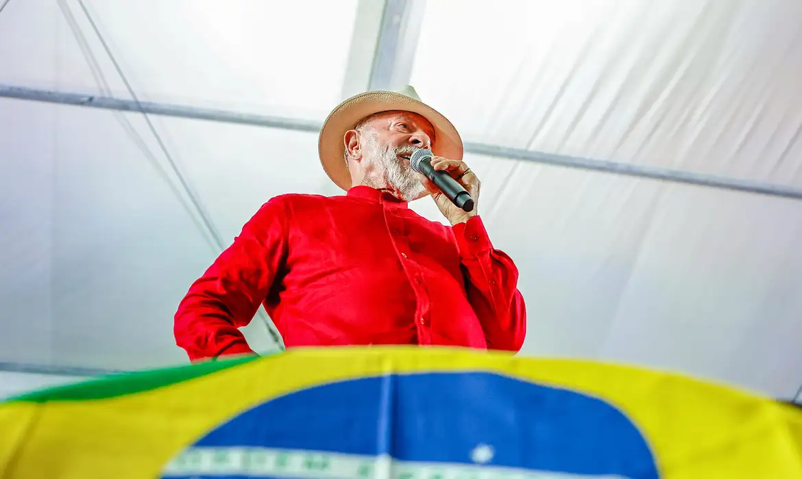 O presidente Lula criticou a proposta de Donald Trump para criar um Conselho de Paz e afirmou que o líder americano deseja ser o dono de uma nova ONU.