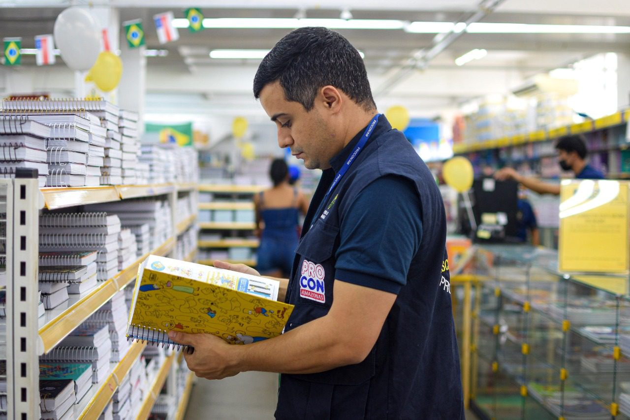 Confira a lista de material escolar proibida pelo Procon-AM.