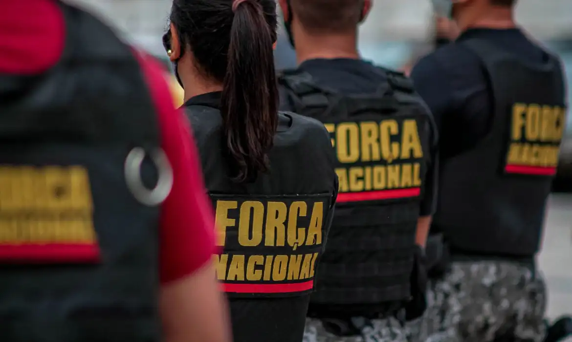 Crise na Venezuela: Governo autoriza envio da Força Nacional para Roraima. Medida visa garantir segurança em Pacaraima e Boa Vista diante da instabilidade na fronteira.