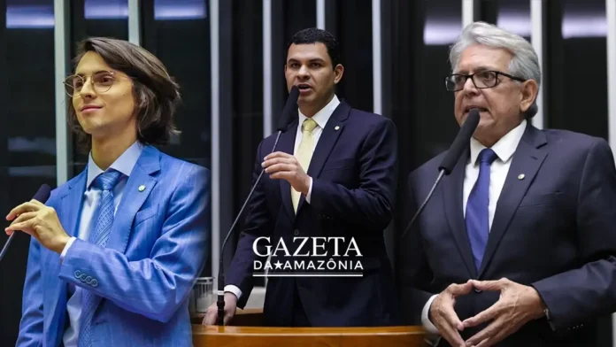 Entenda como a janela partidária levará Pauderney Avelino, Saullo Vianna e Amom Mandel ao Podemos e os impactos dessa mudança na política do Amazonas.