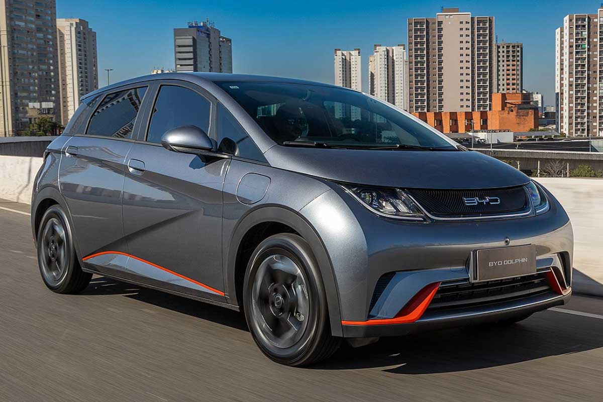 Conheça os carros elétricos como BYD e modelos tradicionais mais desejados para 2026 segundo pesquisa da Webmotors.