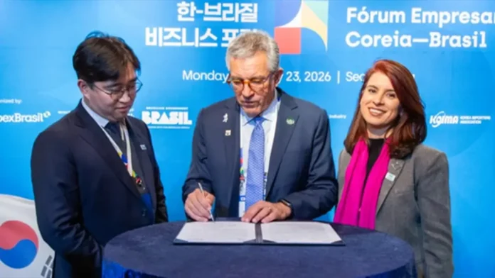 Brasil e Coreia do Sul assinam parcerias de R$ 1,1 bilhão em tecnologias de saúde para produzir medicamentos e ampliar o acesso a terapias no SUS.