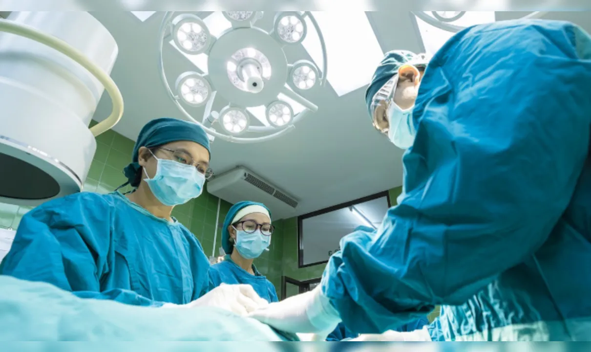 Participe do concurso Ebserh para médicos com salários de até 19 mil reais. Inscrições prorrogadas até 5 de fevereiro para o HUGV em Manaus e rede nacional.