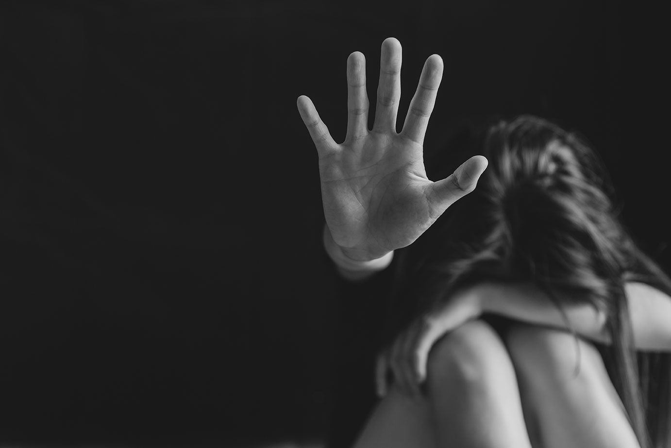 O Projeto de Lei 6197/25 endurece a punição para crimes sexuais contra crianças com novas regras de progressão de regime e proibição de trabalho com menores.
