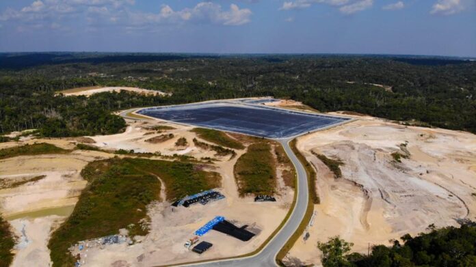 O Ipaam cancelou multas de R$ 10 milhões contra a Prefeitura sobre o aterro de Manaus.