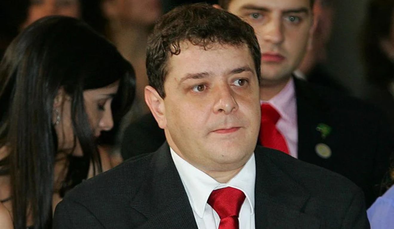 A CPMI do INSS vota a quebra de sigilo de Lulinha e ouve Paulo Camisotti nesta quinta. Confira os detalhes da investigação