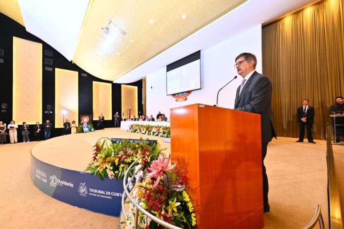 Segurança jurídica como direito fundamental foi tema de palestra do PGR Paulo Gonet em seminário internacional no TCE-AM, em Manaus.