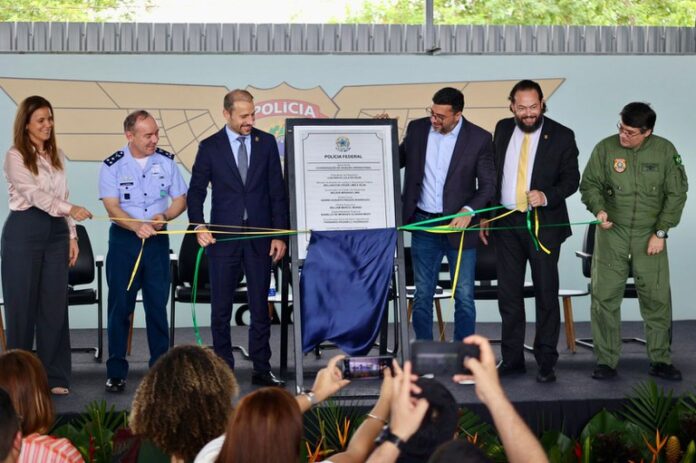 A Polícia Federal inaugurou a Base Norte da CAOP em Manaus para ampliar o combate ao crime organizado e crimes ambientais na Amazônia Legal. Confira os detalhes.