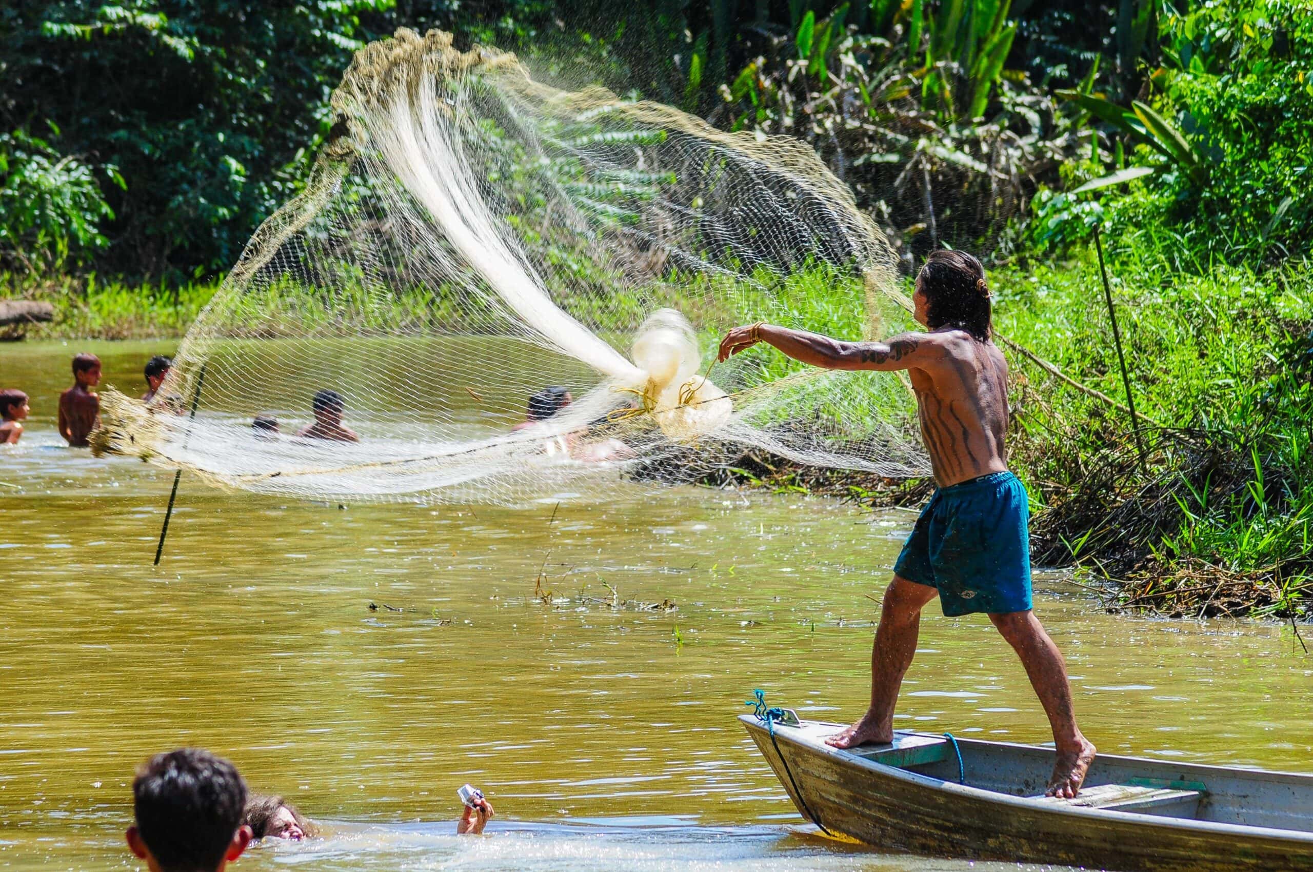 O Programa Jovem Cientista da Pesca Artesanal abre 700 bolsas para estudantes. Saiba como participar da iniciativa do MPA e CNPq com foco em comunidades pesqueiras.