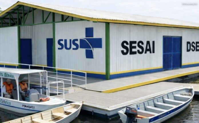 O Governo Federal investe R$ 1,5 milhão em saúde indígena no Vale do Javari para construir plataforma fluvial em Atalaia do Norte até 2026.