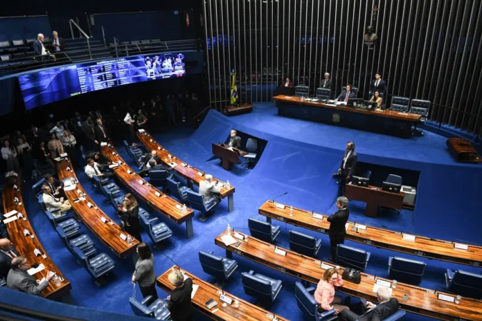 O Senado aprovou projeto que garante a presunção absoluta em casos de estupro de vulnerável.