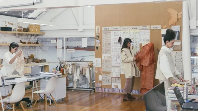 O artesanato de luxo brasileiro cresce ao unir herança cultural e design.