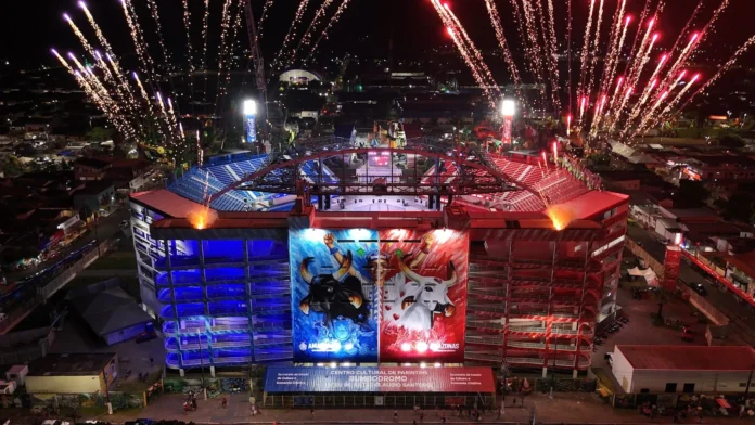 Festival de Parintins 2026 deve receber R$ 15 milhões do Ministério do Turismo, com recursos para os bois Caprichoso e Garantido e melhorias na cidade.