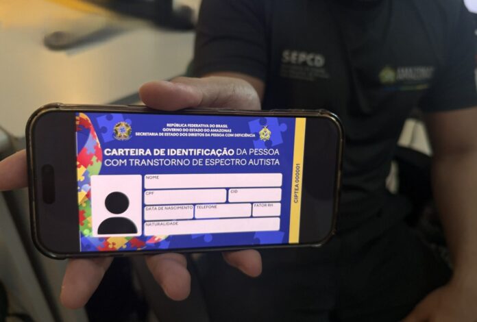 Novo layout da Ciptea é lançado no Amazonas. Documento para pessoas com autismo garante atendimento prioritário e pode ser solicitado pelo app SASI.