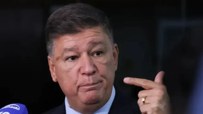 O ministro Flávio Dino exigiu esclarecimentos sobre o uso de emendas parlamentares destinadas à Fundação Oasis.