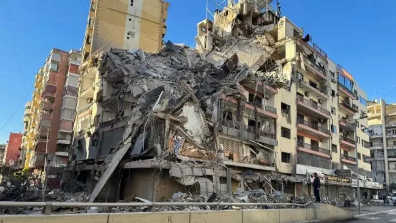 Saiba tudo sobre o conflito no Oriente Médio nesta quinta-feira com ataques em Tel Aviv e Teerã e a retomada parcial de voos internacionais na região.