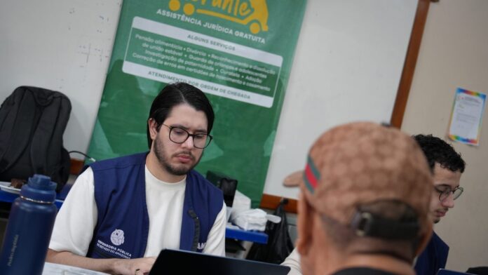 A Defensoria Itinerante leva atendimento jurídico gratuito a Iranduba nesta sexta. Saiba como obter orientações sobre divórcio, guarda e registros civis.