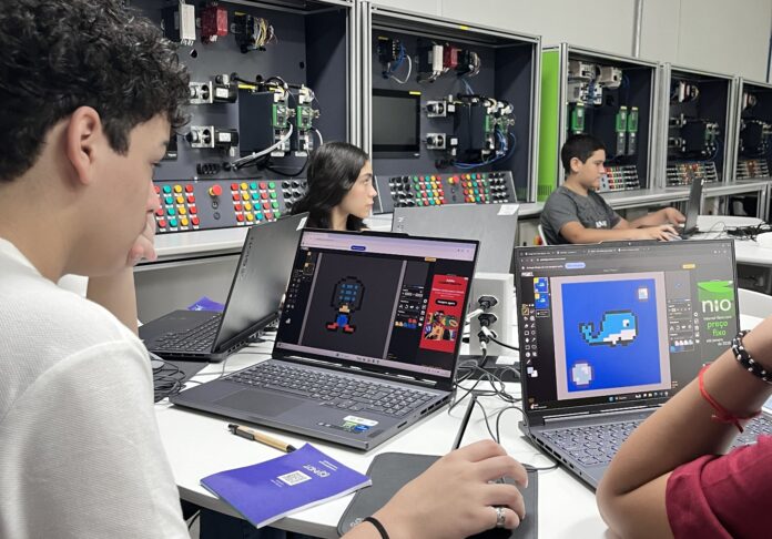 INDT lança cursos Geração Maker e anuncia parceria em cibersegurança durante a ExpoPIM 4.0, com tecnologias industriais e projetos de bioeconomia.