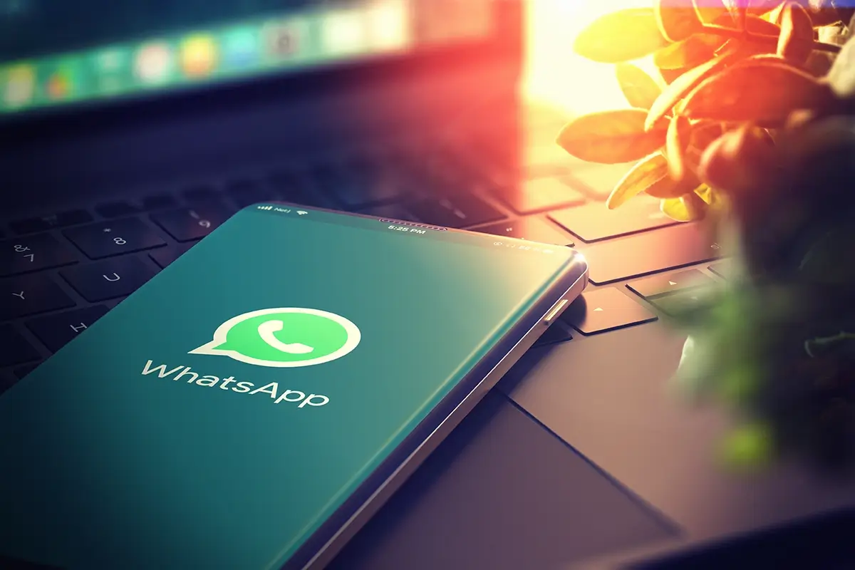 Saiba como o WhatsApp no agronegócio se tornou ferramenta vital para produtores, unindo automação, IA e segurança para acelerar transações e a gestão no campo.