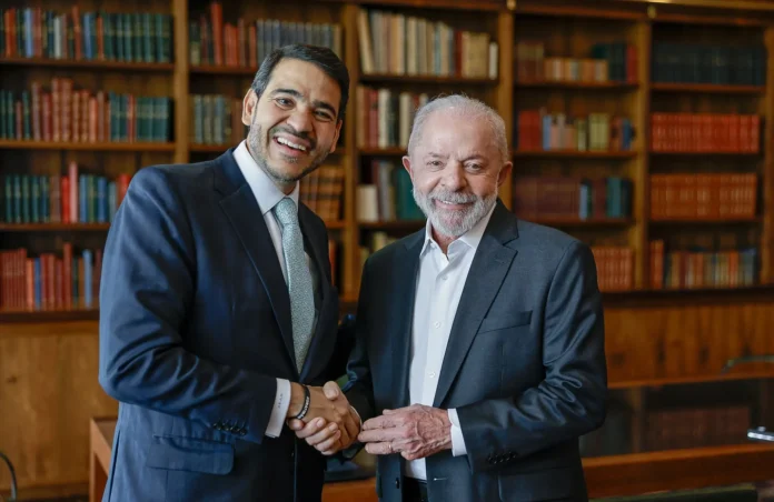 Lula envia indicação de Jorge Messias ao STF após quatro meses de impasse e articulação política no Senado.