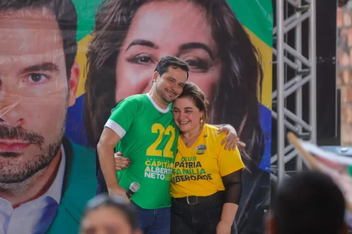 A Justiça Eleitoral reprovou as contas de Alberto Neto e Maria do Carmo em Manaus e determinou a devolução de valores ao Tesouro por falta de comprovação.