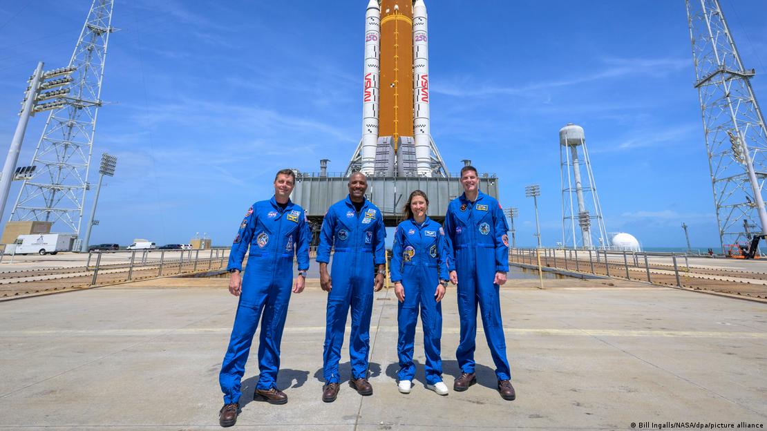 A Nasa iniciou a contagem para a missão Artemis 2. Quatro astronautas retornarão à órbita lunar pela primeira vez desde 1972.
