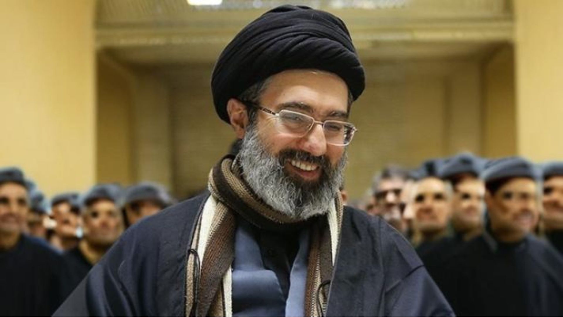 Mojtaba Khamenei é anunciado como novo líder supremo do Irã após morte de Ali Khamenei durante guerra contra Estados Unidos e Israel.