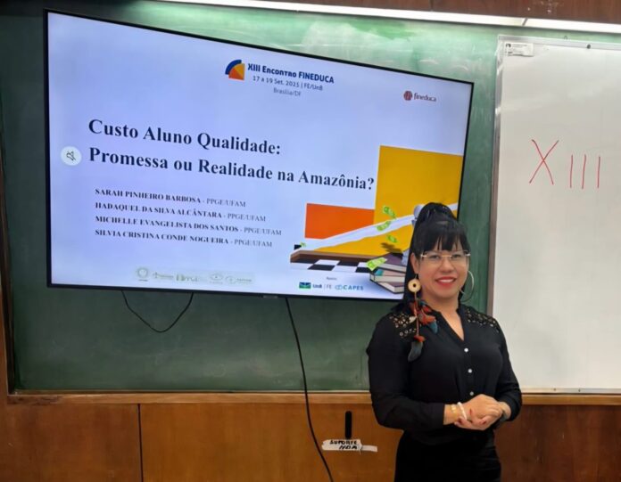 Saiba como o estudo sobre financiamento da educação de Sarah Barbosa, bolsista da Fapeam, venceu o Prêmio Impacto Social 2026 na prestigiada Brazil Conference.