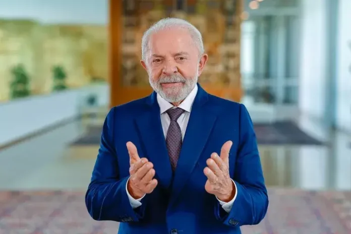 Lula anuncia medidas contra feminicídio, prisões de agressores e defende fim da escala 6x1 em pronunciamento pelo Dia Internacional da Mulher.