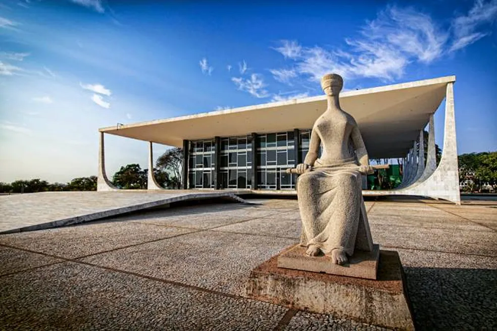 Pesquisa Genial/Quaest revela que a confiança no STF recuou para 43% após o caso Banco Master.