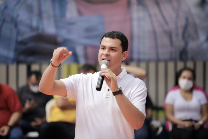 O deputado Saullo Vianna confirma filiação ao MDB e detalha estratégia política para 2026, chapas competitivas e relação com David Almeida.