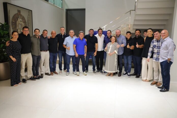 Confira as articulações do União Brasil no Amazonas para as eleições, com foco nas decisões de Wilson Lima e na possível pré-candidatura de Tadeu de Souza.